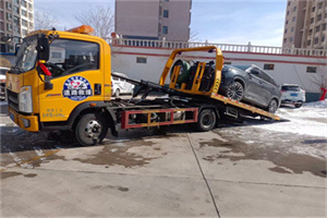 上街救援拖车费用怎么算